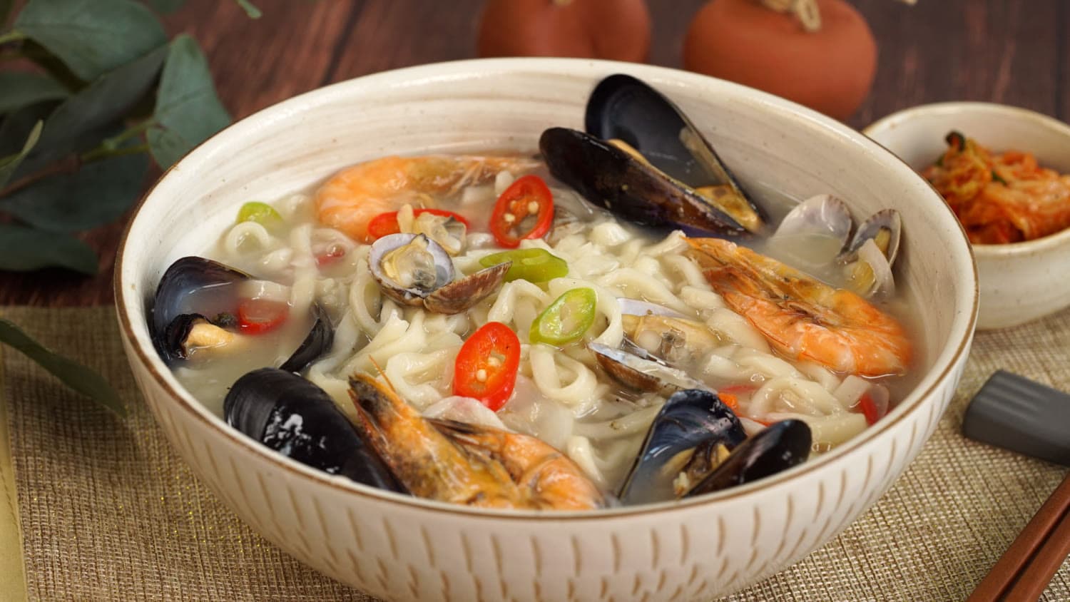 Seafood Knife-Noodles