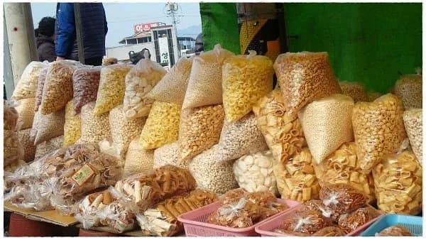 Puffed Rice Crackers