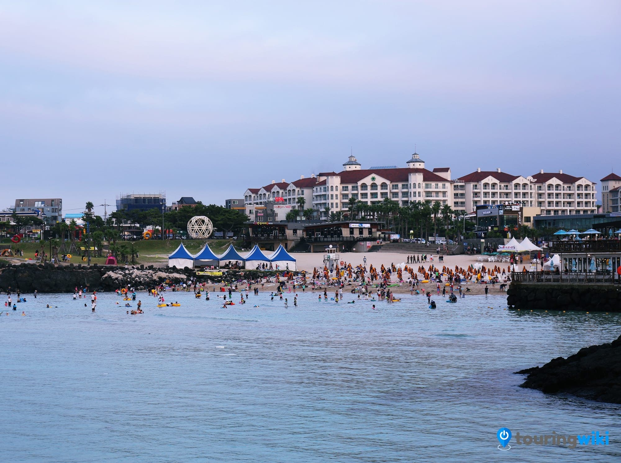 Hamdeok Beach