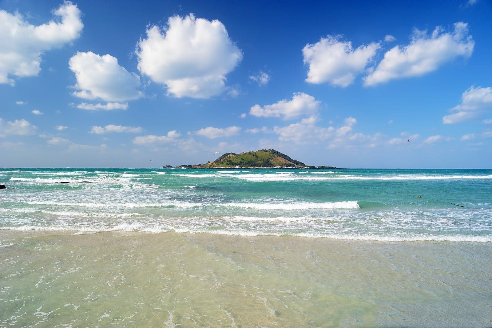 Hyeopjae Beach
